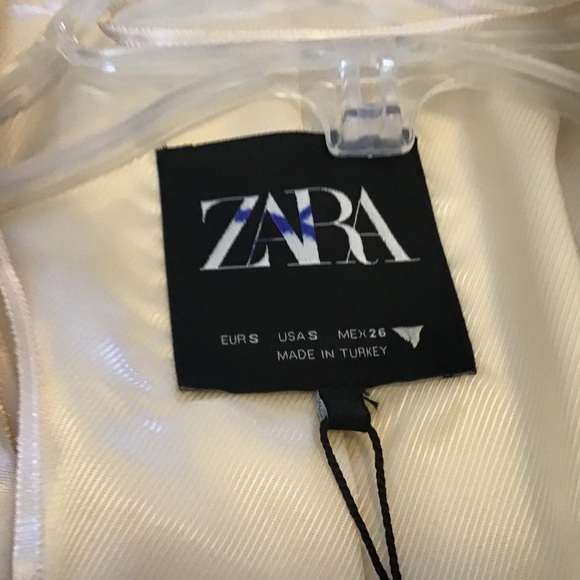 Zara beautiful blazer in a very soft cream color NWT, 1 button closure, small - Picture 6 of 11